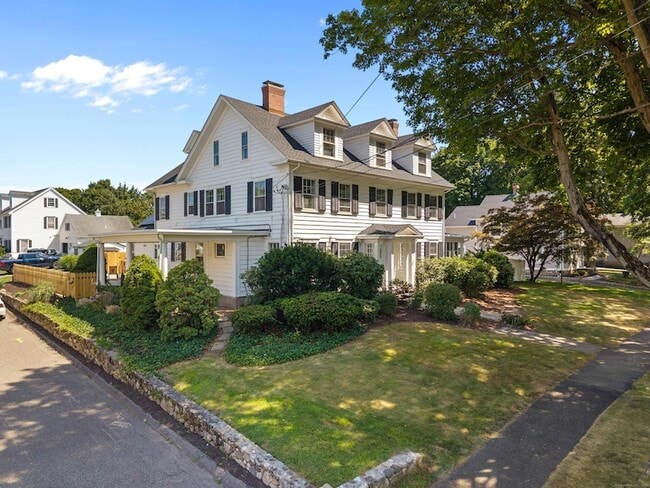 97 North St in Milford, CT - Building Photo - Building Photo
