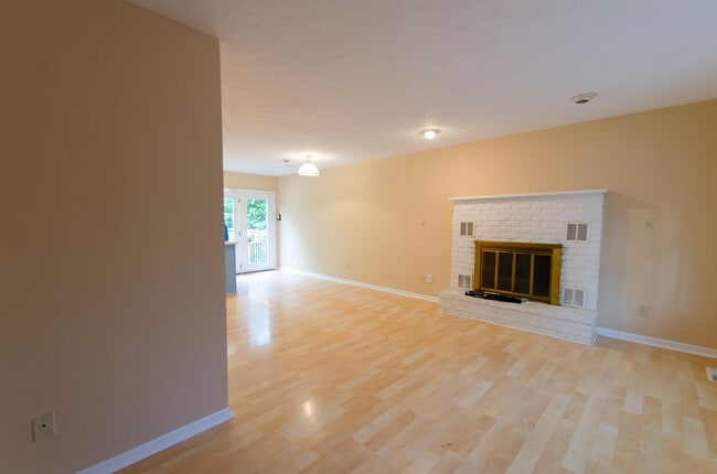 1209 E Hunter Ave in Bloomington, IN - Building Photo - Building Photo