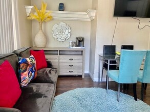 6918 Coley Ave, Unit 5 in Las Vegas, NV - Building Photo - Building Photo