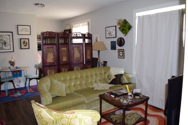 2416 Barton Ave in Richmond, VA - Building Photo - Building Photo