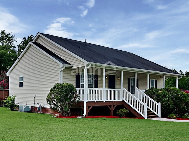 property at 2645 Wynbrook Dr