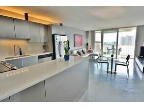 670 Prospect St, Unit Ka Hale Moi in Honolulu, HI - Building Photo - Building Photo