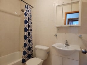 10443 Springfield Blvd in Queens, NY - Building Photo - Building Photo
