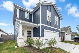 6815 Tiznow Ln in Buda, TX - Building Photo