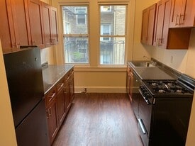 1625 Commonwealth Ave, Unit 15 in Boston, MA - Building Photo