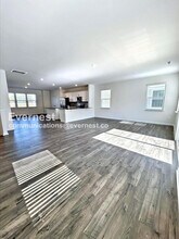 813 Washington St in Fuquay Varina, NC - Building Photo - Building Photo