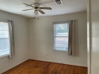 4614 Michaux St photo'