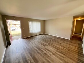 7657 E 35th St in Indianapolis, IN - Building Photo - Building Photo