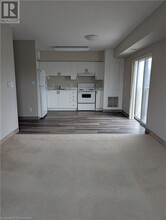 274 Erb St. W in Waterloo, ON - Building Photo - Building Photo