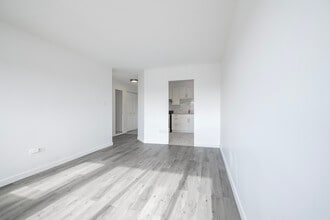Côte Vertu in St. Laurent, QC - Building Photo - Interior Photo