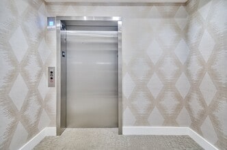 The Flats at Crossgates in Albany, NY - Building Photo - Building Photo