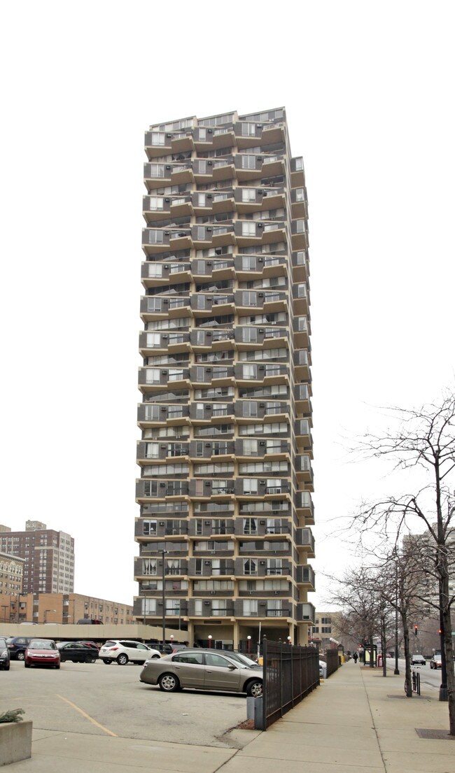The Duplex Tower in Chicago, IL - Foto de edificio - Building Photo
