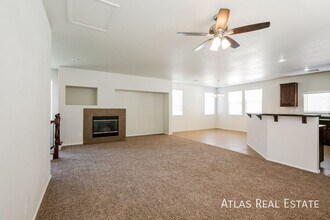 6320 Alpine Tree Ave in Las Vegas, NV - Building Photo - Building Photo