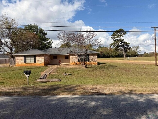 property at 3109 Dundee Rd