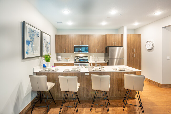 Hawker Apartments in Lawrence, KS - Building Photo - Interior Photo