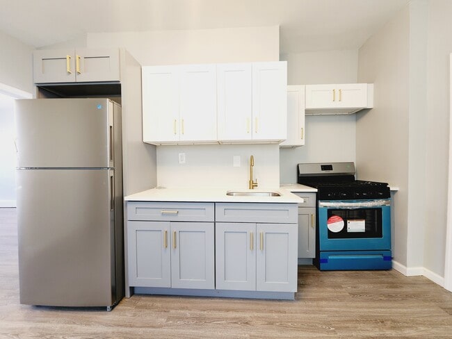 53 Stegman St, Unit 3