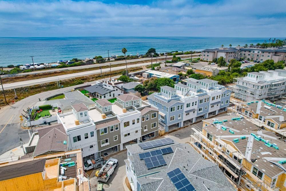 7080 Ponto Rd in Carlsbad, CA - Building Photo