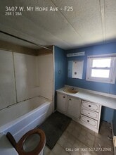 3407 W Mt Hope Ave in Lansing, MI - Building Photo - Building Photo