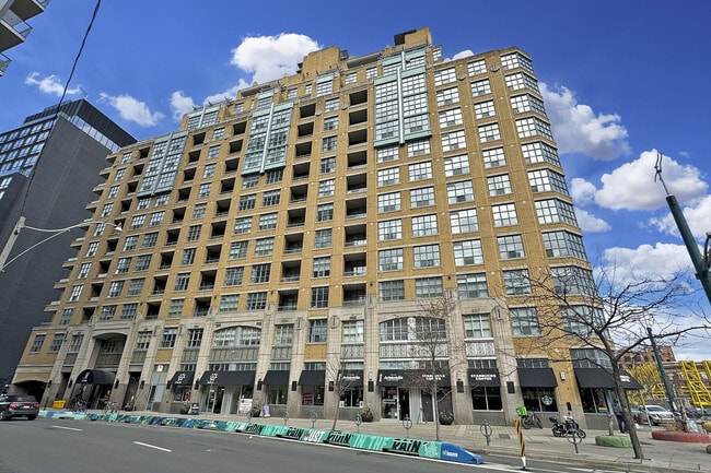 438 Richmond St W in Toronto, ON - Building Photo - Building Photo