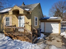 3234 Kinsey Ave in Des Moines, IA - Building Photo