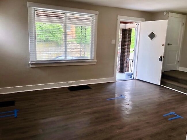 7620 Roslyn St in Pittsburgh, PA - Building Photo - Building Photo
