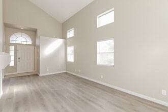 2181 Hearts Club Dr in Henderson, NV - Building Photo - Building Photo