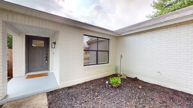 2211 Muddy Peak Dr in San Antonio, TX - Building Photo - Building Photo