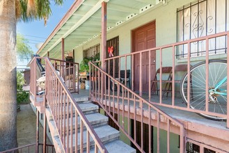 Taylor Street Apartments in Phoenix, AZ - Building Photo - Building Photo