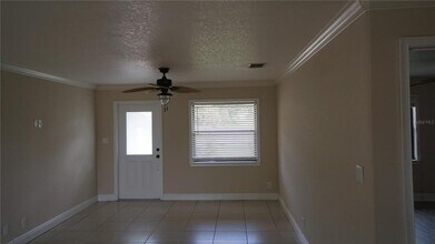 975 W Minnehaha Ave in Clermont, FL - Building Photo - Building Photo