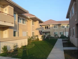 Casa de la Paloma in Arvin, CA - Foto de edificio