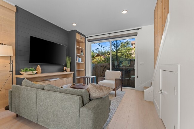 property at 5175 SE 28th Ave