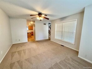 911 Old Hickory Ln in Lake Orion, MI - Building Photo - Building Photo