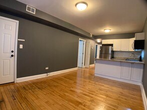 3636 W Palmer St in Chicago, IL - Building Photo - Building Photo