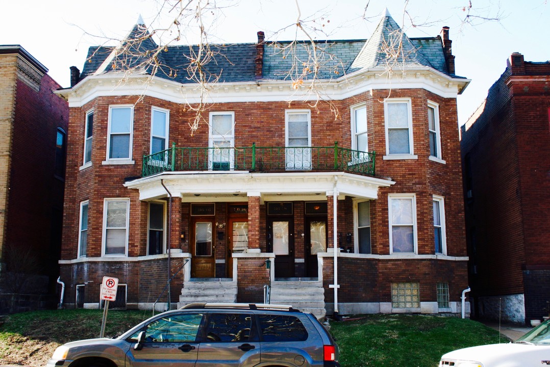 3648 Shenandoah St. in St. Louis, MO - Building Photo