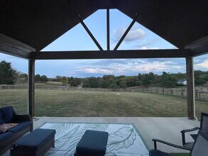100 N Homestead Ln in Lancaster, KY - Building Photo - Building Photo