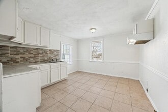 118 Anita St in La Marque, TX - Building Photo - Building Photo