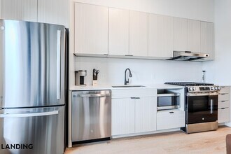 2623 Keene St, Unit 255 in Houston, TX - Building Photo - Building Photo