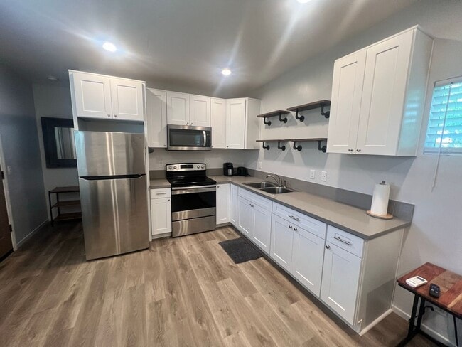 453 Edward St in El Cajon, CA - Building Photo - Building Photo