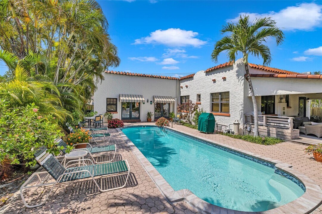 309 SW 20th St, Unit 2 in Fort Lauderdale, FL - Foto de edificio