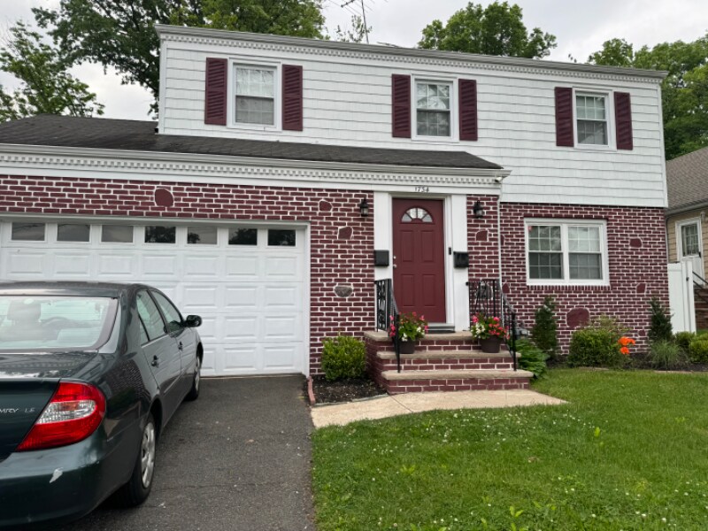 1734 Burnet Ave in Union, NJ - Building Photo