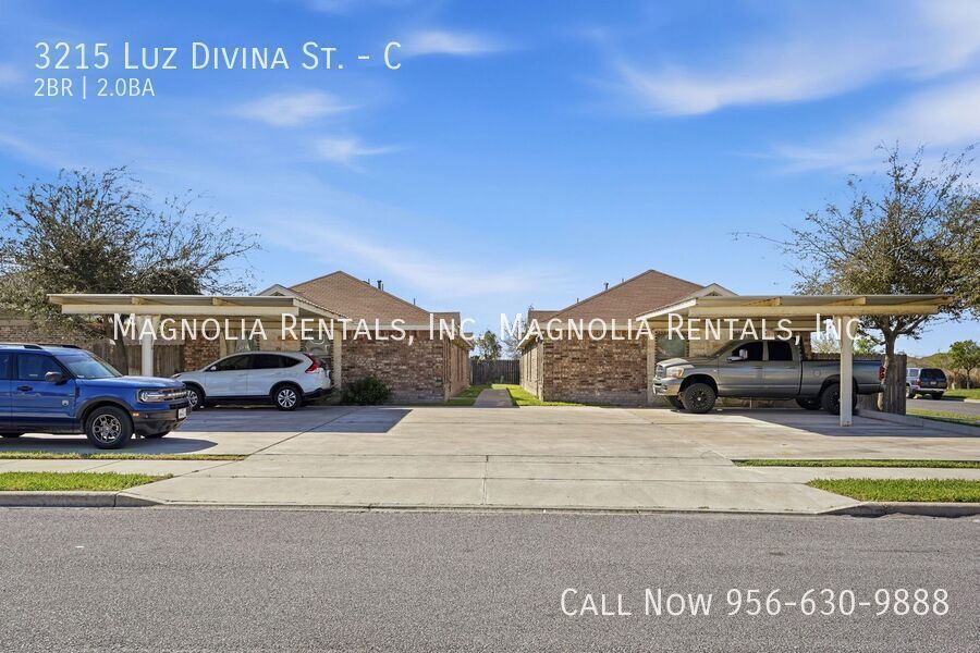 3215 Luz Divina St, Unit C in Edinburg, TX - Foto de edificio