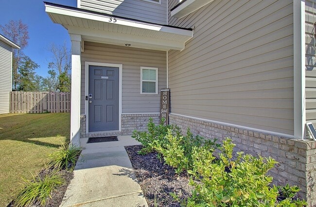 35 Perlieu Ct in Hinesville, GA - Building Photo - Building Photo