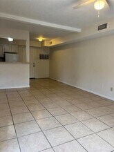 218 S Pruett St in Baytown, TX - Building Photo - Building Photo