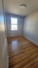 6933 Stenton Ave in Philadelphia, PA - Building Photo - Building Photo