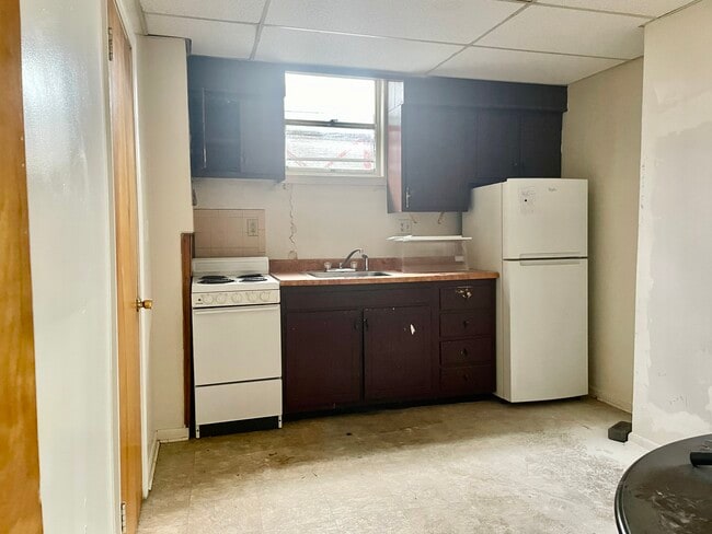 219 Chestnut St, Unit 219 A in Kittanning, PA - Building Photo - Building Photo