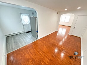 819 Princeton Ave in Philadelphia, PA - Building Photo - Building Photo