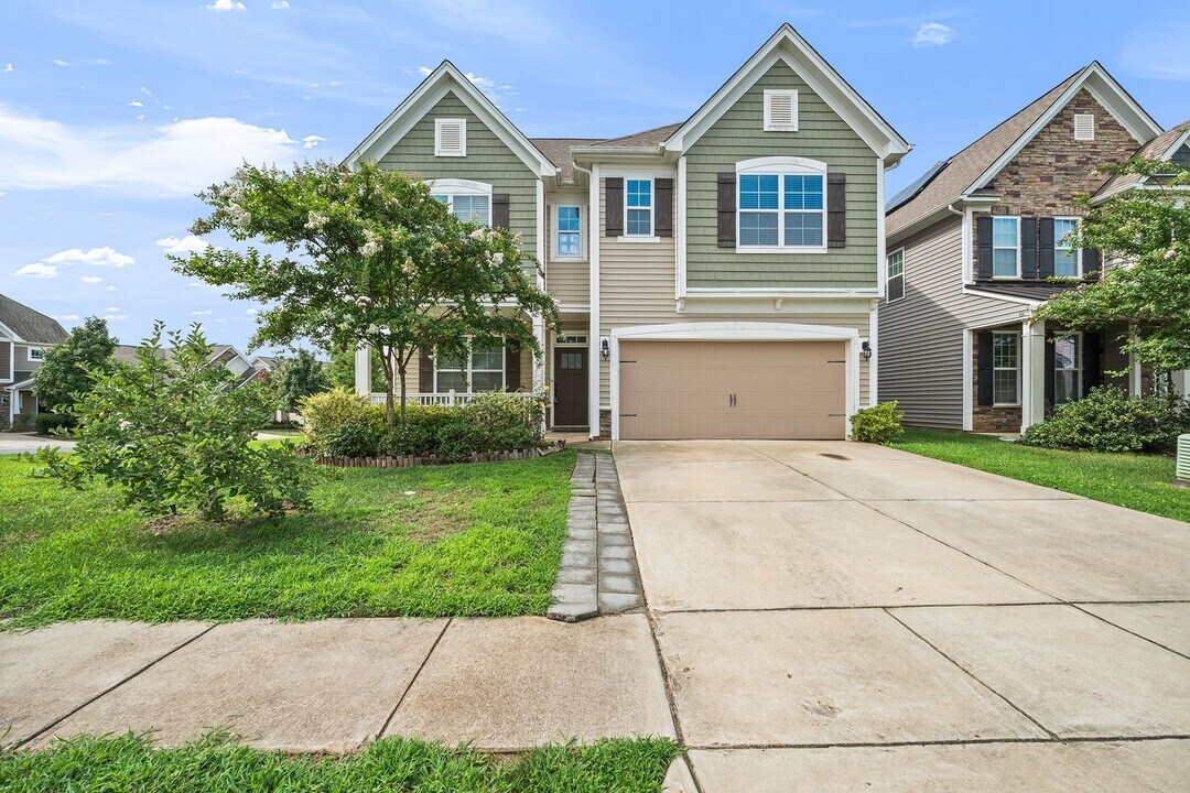 9905 Perth Moor Rd in Charlotte, NC - Foto de edificio