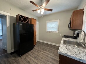 813 Reading Rd in Louisville, KY - Building Photo - Building Photo