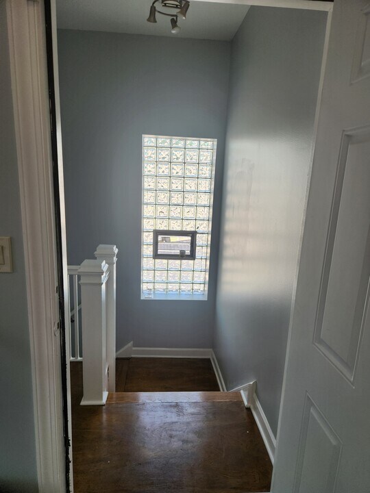 57 W 73rd St in Chicago, IL - Building Photo