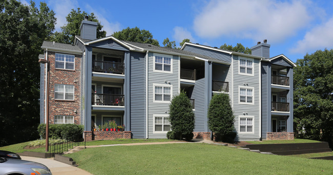 Wilde Lake Apartments in Henrico, VA - Foto de edificio - Building Photo